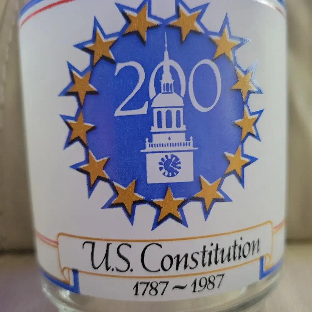 Vintage US Constitution 200th Anniversary We the People Frosted Glasses set of 2